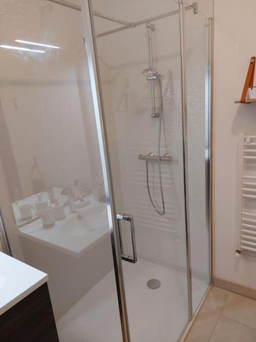 Studio Neuf A Louer A Dinard 3 Nuits Minimum Ngoại thất bức ảnh
