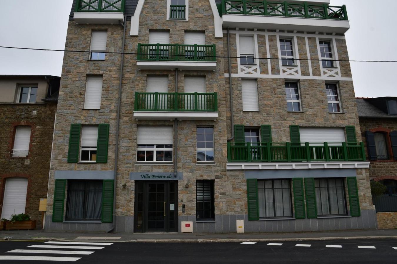 Studio Neuf A Louer A Dinard 3 Nuits Minimum Ngoại thất bức ảnh